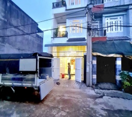 Nhà 3 lầu, Thạnh Xuân, Quận 12, Đường lớn, 63m2, giá 4.x tỷ